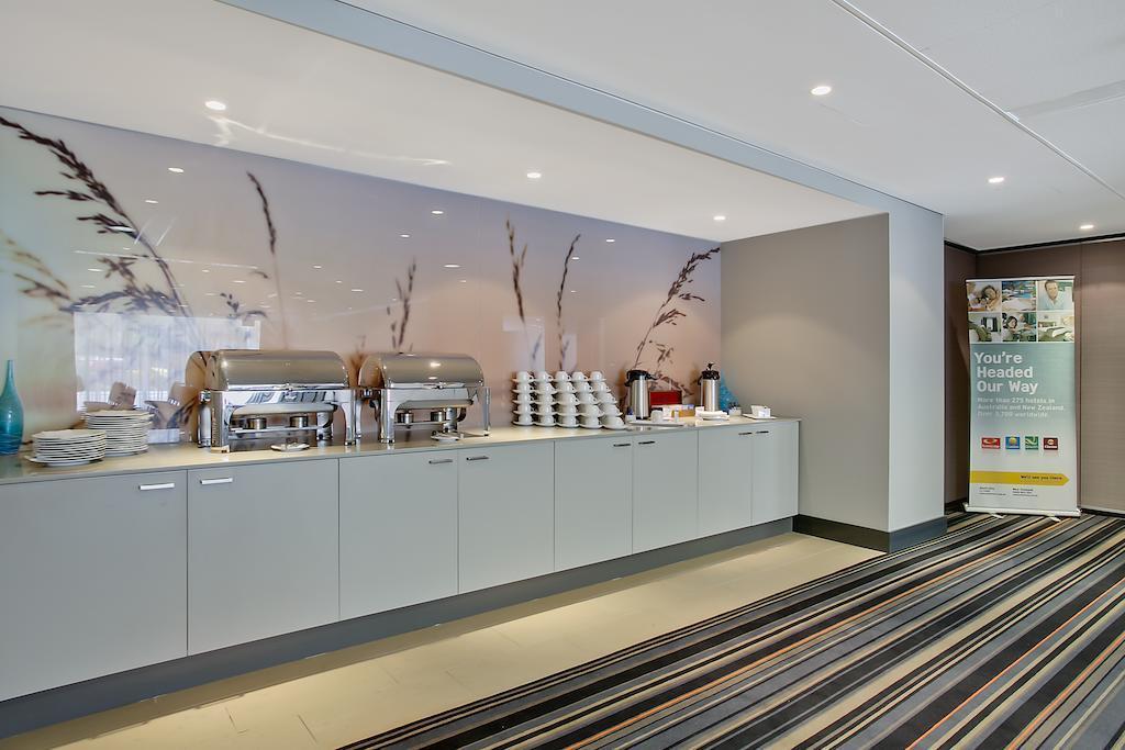 Quality Suites Pioneer Sands Wollongong Esterno foto