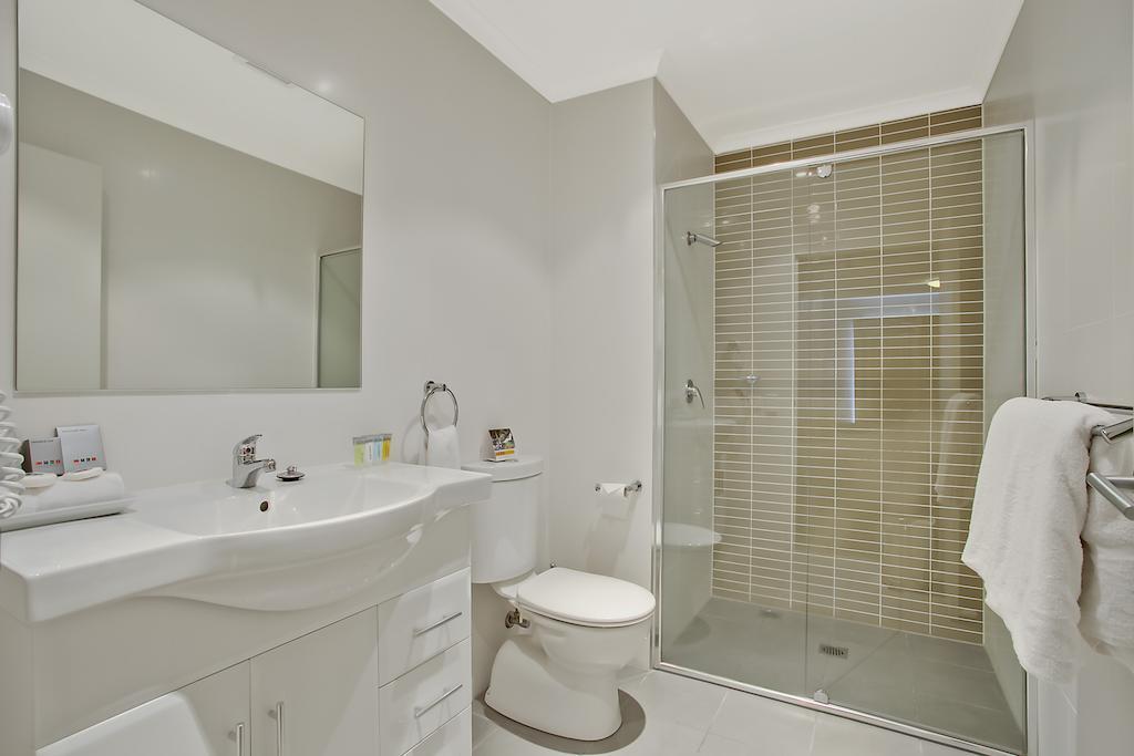 Quality Suites Pioneer Sands Wollongong Esterno foto