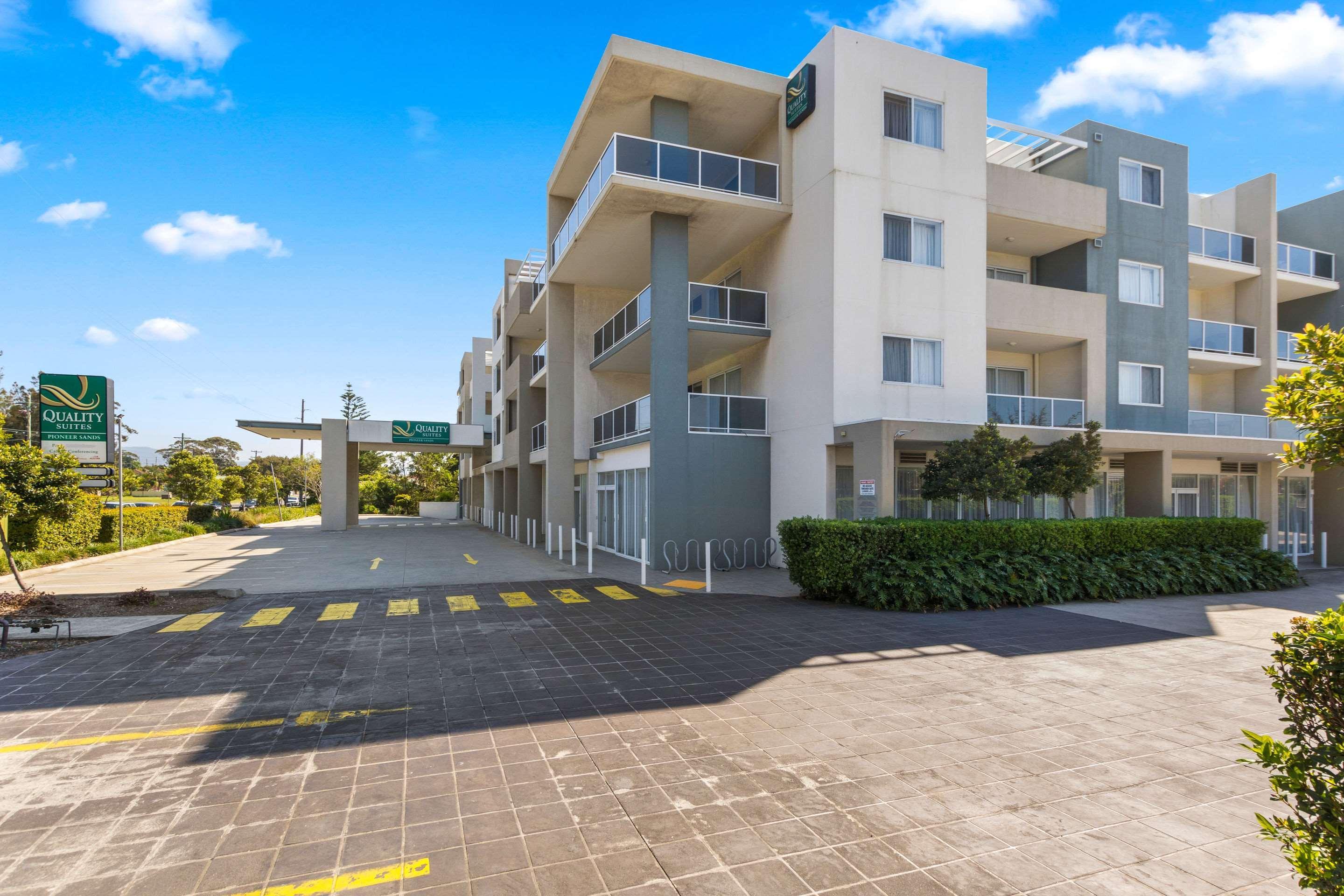 Quality Suites Pioneer Sands Wollongong Esterno foto