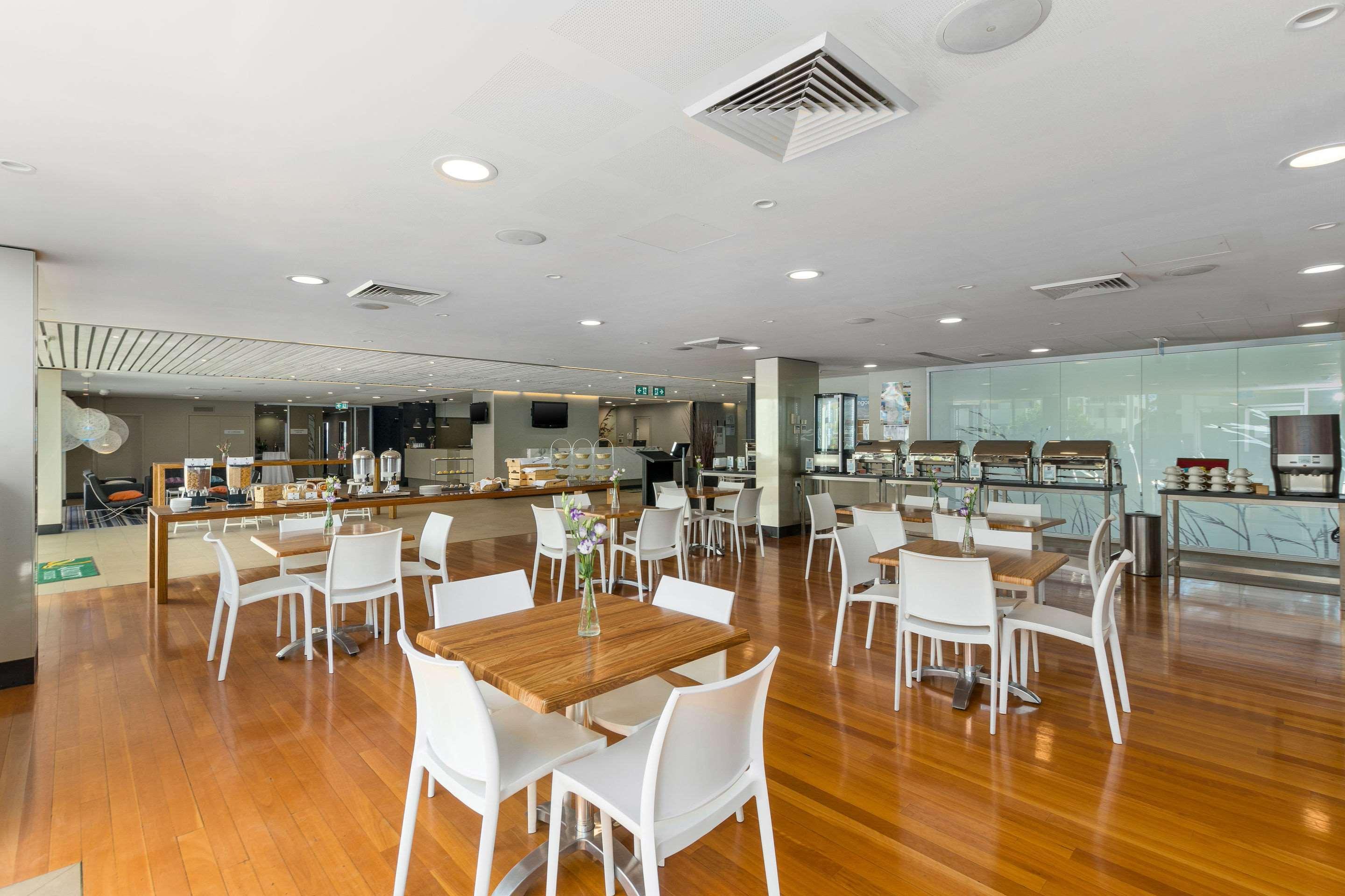 Quality Suites Pioneer Sands Wollongong Esterno foto