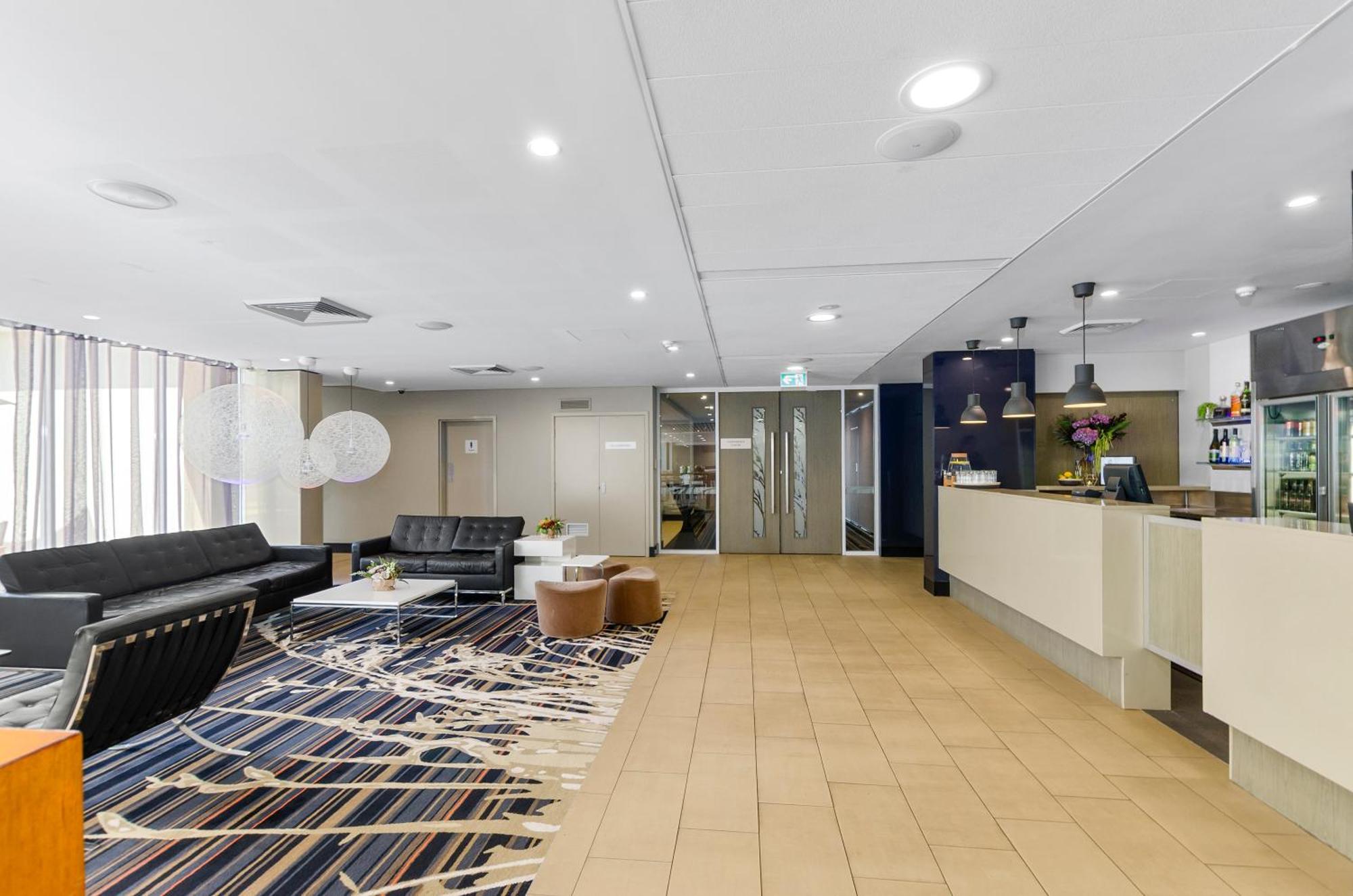 Quality Suites Pioneer Sands Wollongong Esterno foto