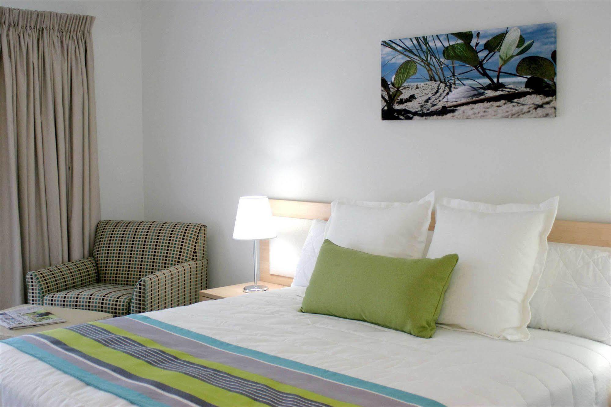 Quality Suites Pioneer Sands Wollongong Esterno foto