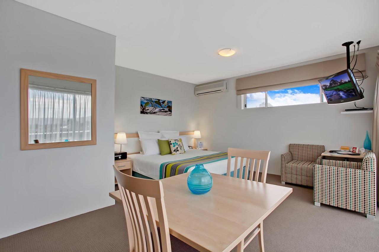 Quality Suites Pioneer Sands Wollongong Esterno foto